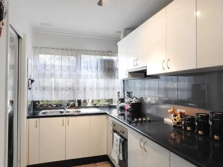 Second view of Homely unit listing, 2/41 The Parkway, Bradbury NSW 2560