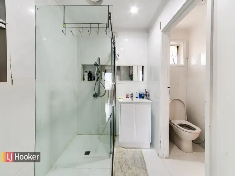 Seventh view of Homely unit listing, 4/247 GLADSTONE ROAD, Dandenong North VIC 3175