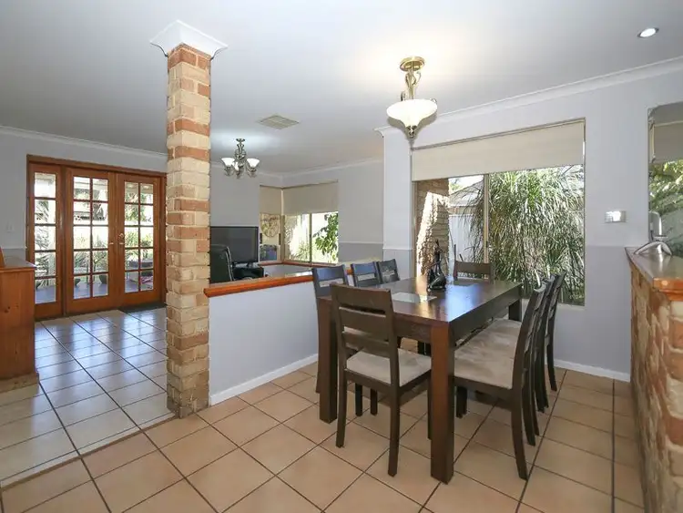 Second view of Homely house listing, 15 Endeavour Court, Thornlie WA 6108