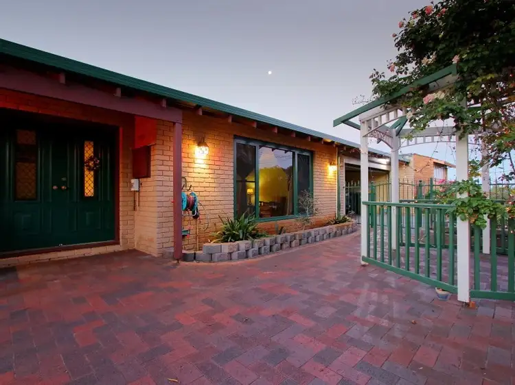 31 Hogarth Way, Bateman WA 6150