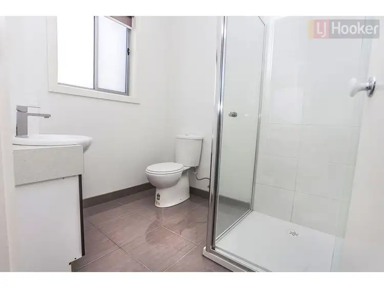 Fifth view of Homely house listing, 6 Crosskeys Rd, Craigieburn VIC 3064