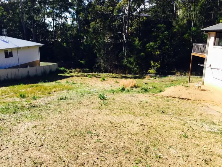 10 Elandra Place, Malua Bay NSW 2536
