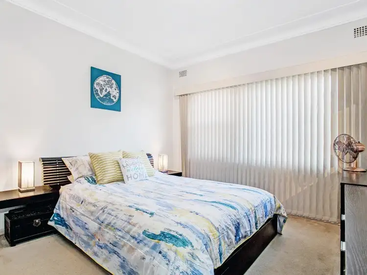 Fifth view of Homely house listing, 4 Leigh Crescent, Unanderra NSW 2526