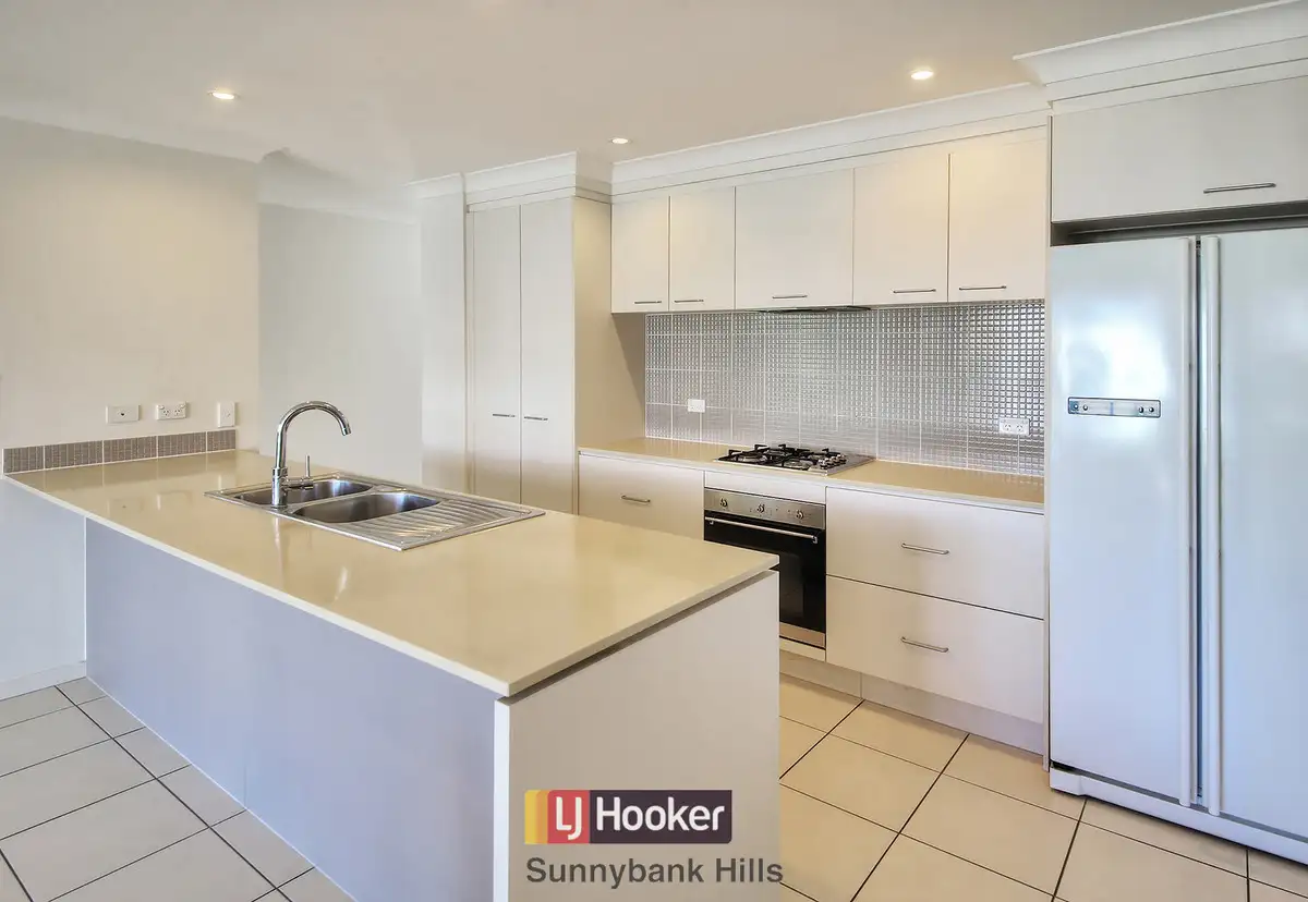 Main view of Homely townhouse listing, 1/16-28 Surbiton Court, Carindale QLD 4152