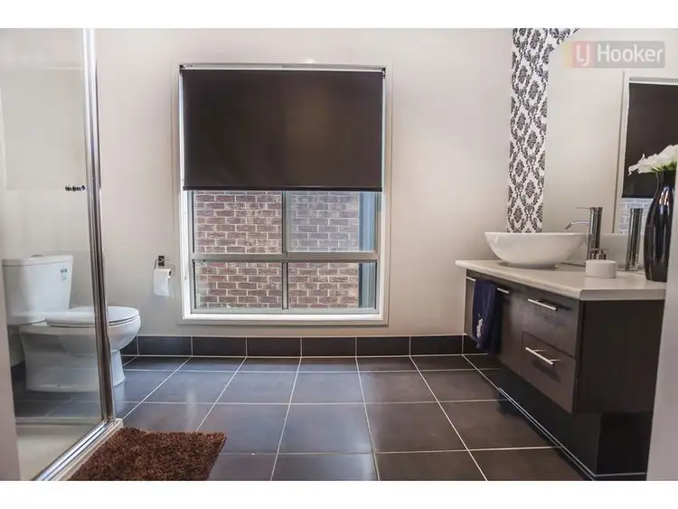 Sixth view of Homely house listing, 50 Biltmore Crescent, Roxburgh Park VIC 3064