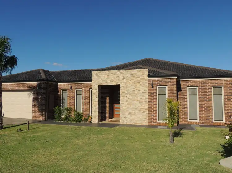 25 Cutri Drive, Swan Hill VIC 3585