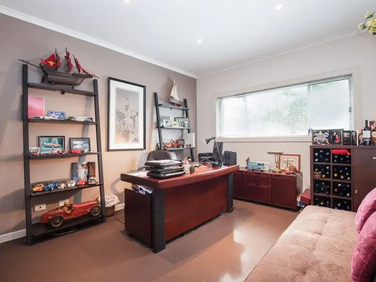 Fifth view of Homely house listing, 1 Oakridge Crescent, Mount Gambier SA 5290