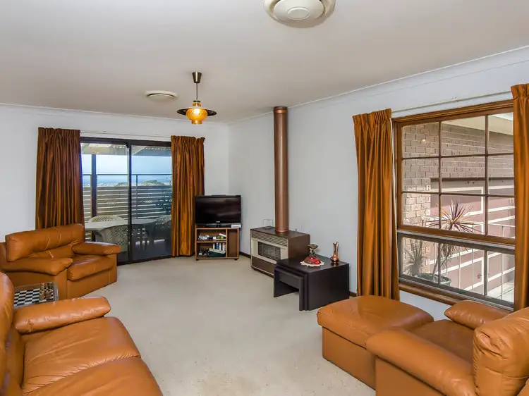 Fifth view of Homely house listing, 8 Marsden Place, Huntfield Heights SA 5163