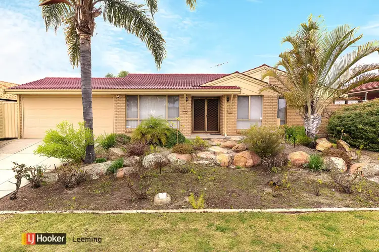 13 Heatherlea Parkway, Leeming WA 6149