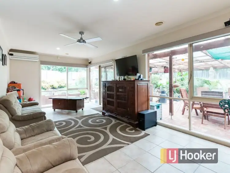Fifth view of Homely house listing, 4 Jamie Mews, Berwick VIC 3806