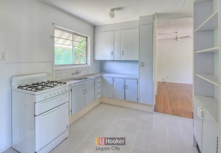 Second view of Homely house listing, 8 Glenn Street, Slacks Creek QLD 4127