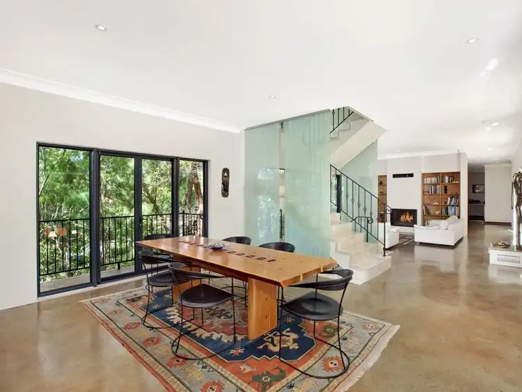6 Minkara Road, Bayview NSW 2104