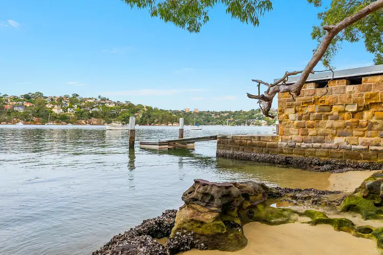 75 Coolawin Road, Northbridge NSW 2063