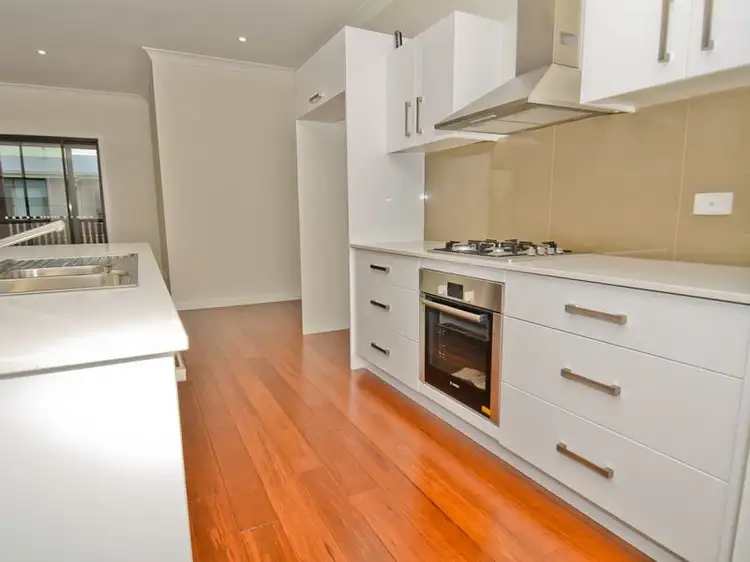 Second view of Homely house listing, 5 Ivers Place, Emerald QLD 4720