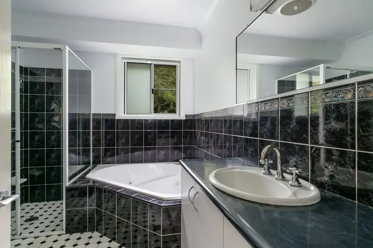 Fifth view of Homely house listing, 18 Casuarina Drive, Orange NSW 2800