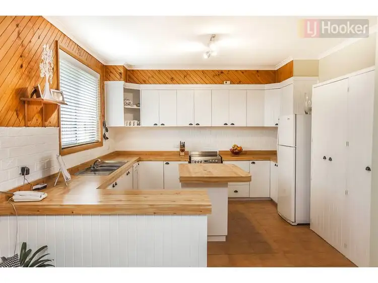 Third view of Homely house listing, 47 Alma Street, Craigieburn VIC 3064