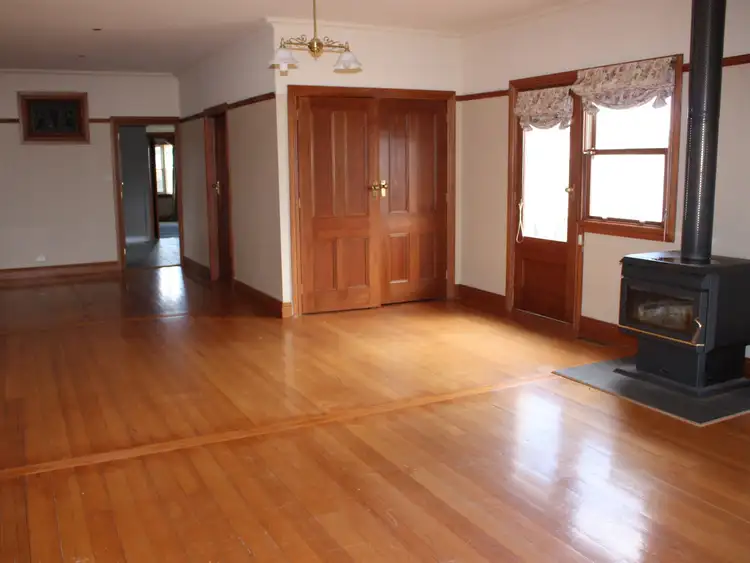 Fifth view of Homely house listing, 10 Falcon Grove, Metung VIC 3904
