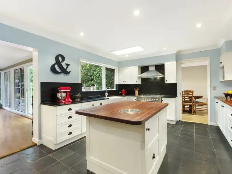 76 Alvona Avenue, St Ives NSW 2075