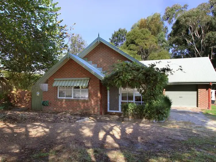 5 McKenzie Street, Lucknow VIC 3875