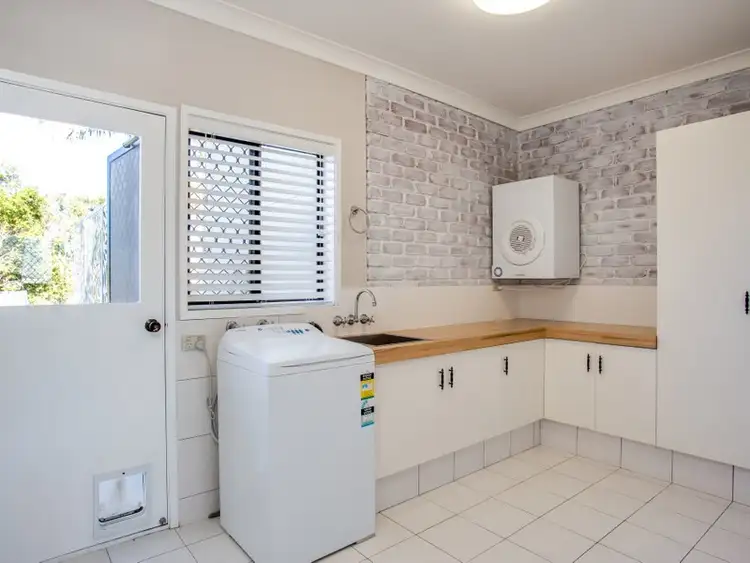 Sixth view of Homely house listing, 8 Universe Court, Mudgeeraba QLD 4213