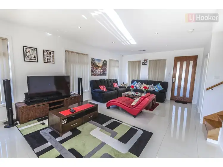 Sixth view of Homely house listing, 22 Plumbago Street, Craigieburn VIC 3064