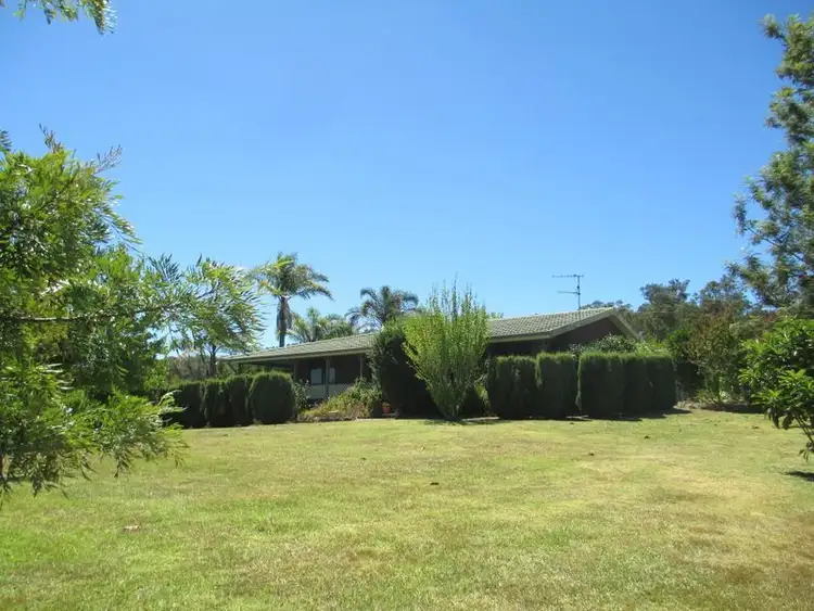 81 Wamban Road, Moruya NSW 2537