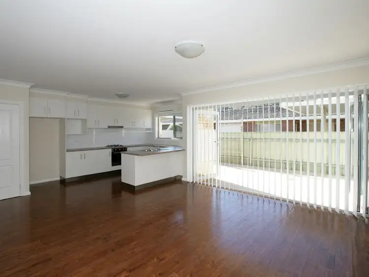 Fourth view of Homely unit listing, 7/12 Higgins Avenue, Wagga Wagga NSW 2650