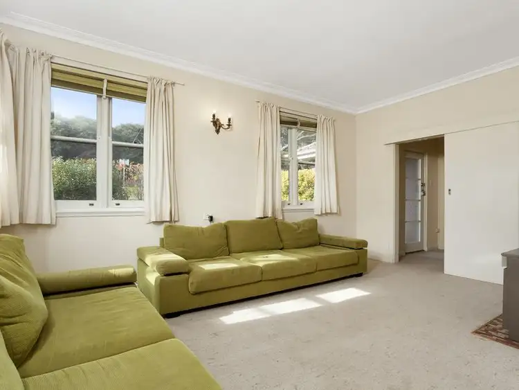 Second view of Homely house listing, 3 Gawler Crescent, Deakin ACT 2600