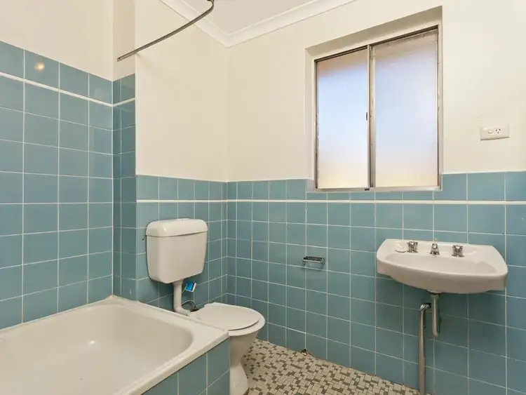 Sixth view of Homely apartment listing, 6/9 Devonport Street, Lyons ACT 2606