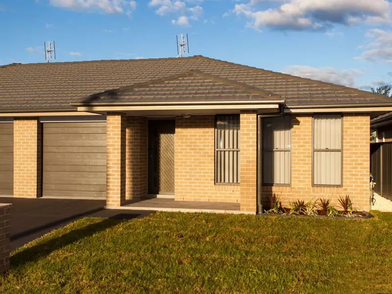 Main view of Homely unit listing, 2/32 Elizabeth St, Cessnock NSW 2325