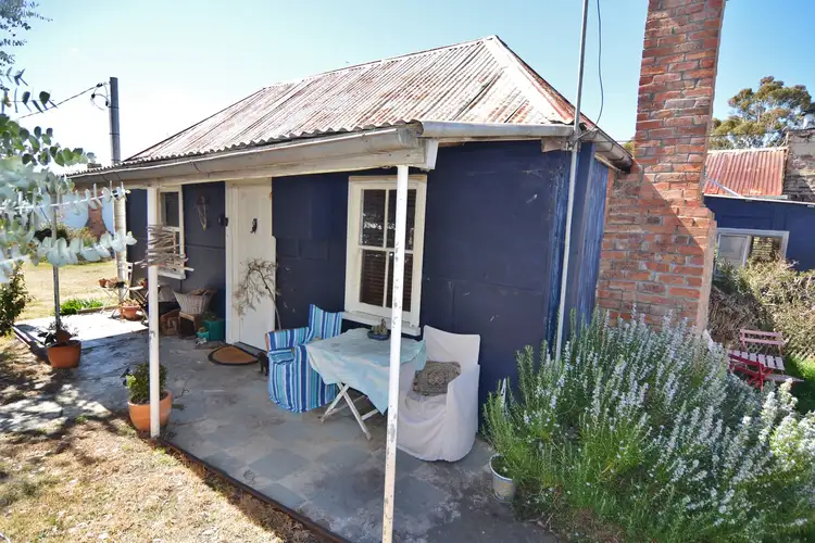 1 Purchas Street, Portland NSW 2847