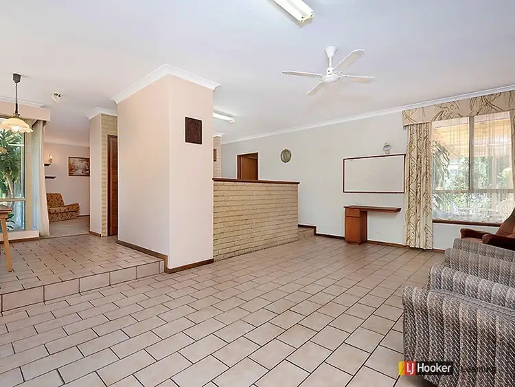 Seventh view of Homely house listing, 4 Franklyn Place, Willetton WA 6155