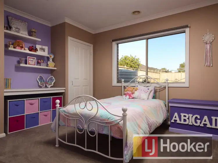 Sixth view of Homely house listing, 2 Faldo Place, Cranbourne North VIC 3977