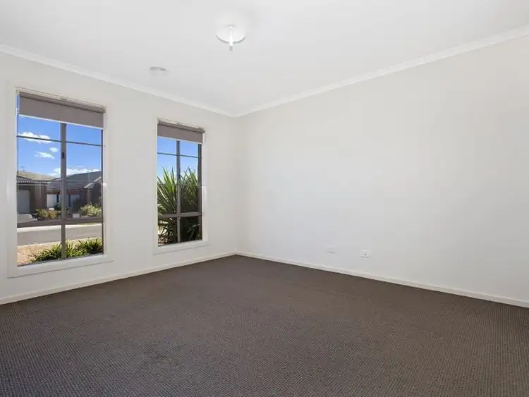 Fifth view of Homely house listing, 7 Greenvale Avenue, Wallan VIC 3756