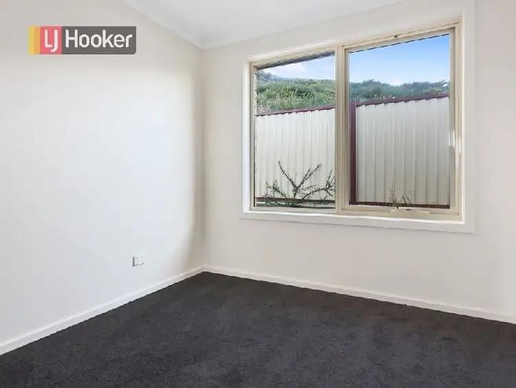 Fifth view of Homely villa listing, 4/23 Heather Crescent, Park Grove TAS 7320