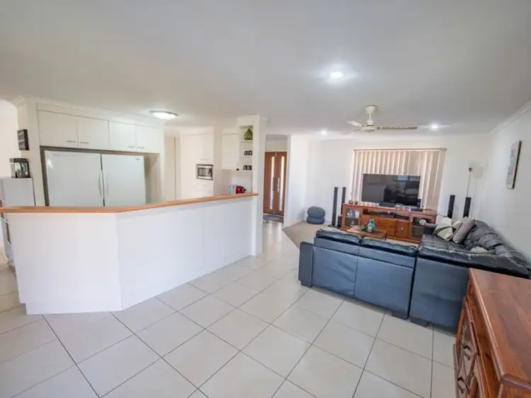 Fifth view of Homely house listing, 1 Paddington Court, Kalkie QLD 4670
