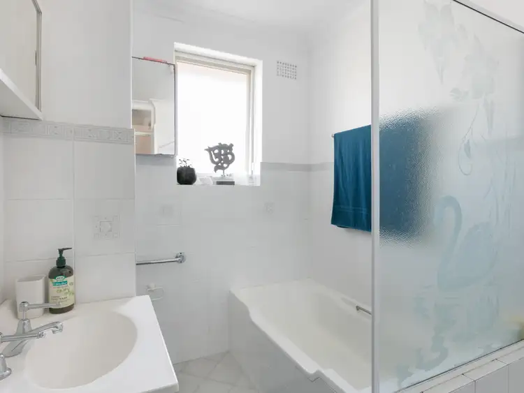 Fifth view of Homely unit listing, 5/64 Carrington Parade, Curl Curl NSW 2096