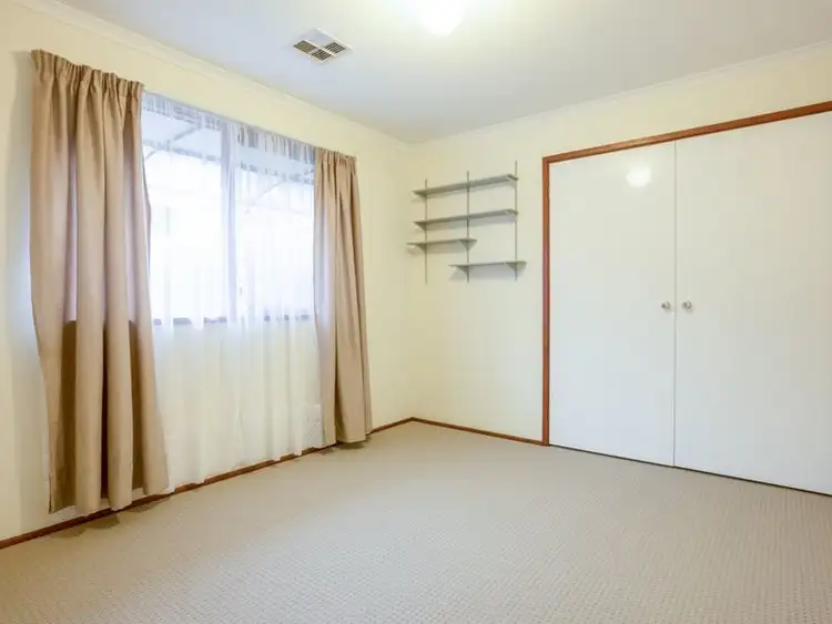 Sixth view of Homely house listing, 10 Bemboka Court, Werribee VIC 3030