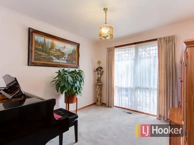 Fourth view of Homely house listing, 8 Rokewood Court, Endeavour Hills VIC 3802