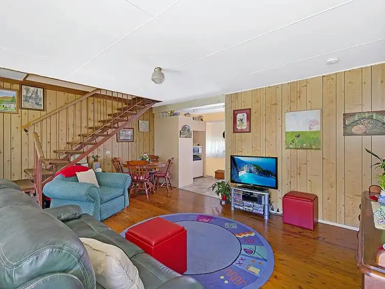 Fifth view of Homely house listing, 106 Robertson Road, Killarney Vale NSW 2261