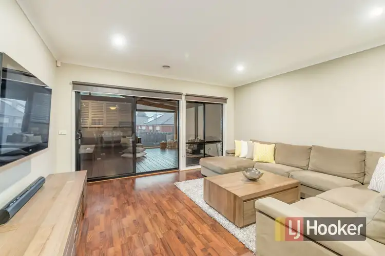 Sixth view of Homely house listing, 8 Perry Court, Pakenham VIC 3810
