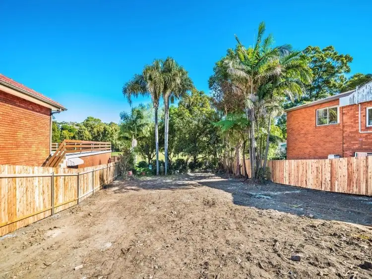63 Thames Street, West Wollongong NSW 2500
