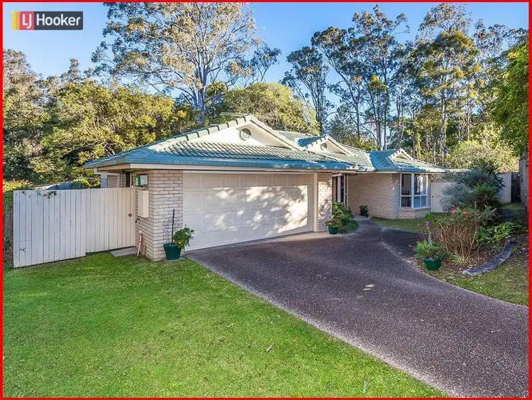 28 Hawkes Avenue, Arana Hills QLD 4054