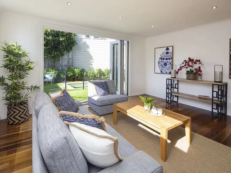101 Ashby Street, Fairfield QLD 4103