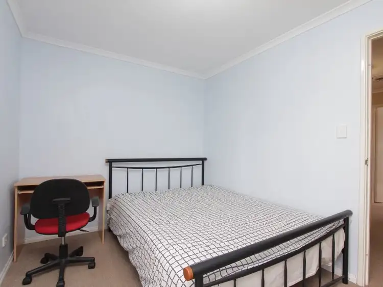 Sixth view of Homely house listing, 2 Emery Cove, Gosnells WA 6110