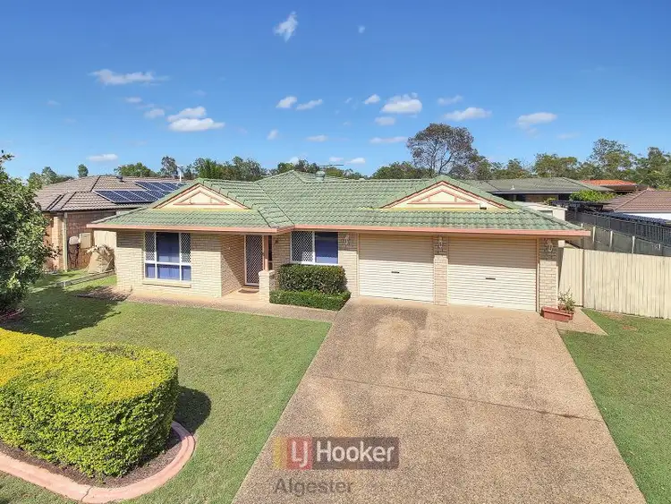 121 Glenfield Street, Parkinson QLD 4115