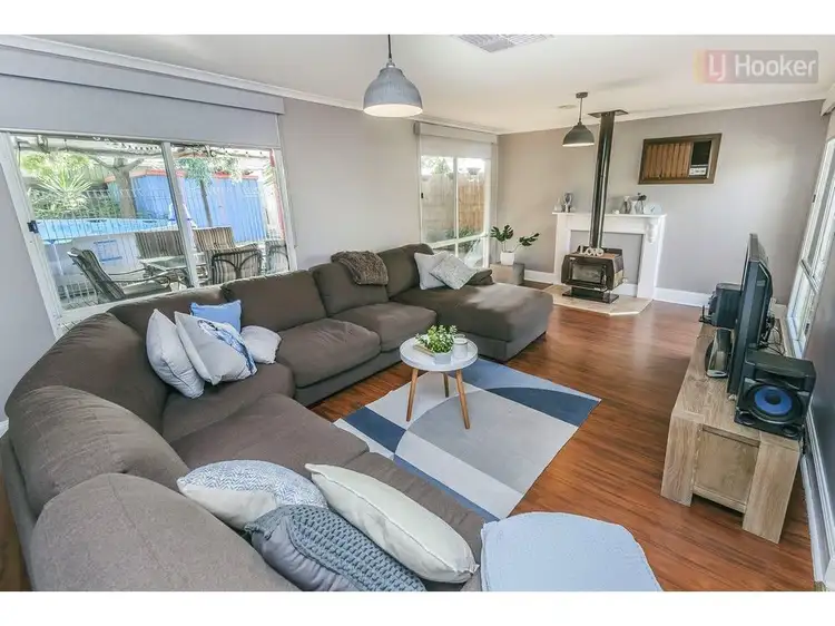 Third view of Homely house listing, 3 Dartmoor Court, Meadow Heights VIC 3048