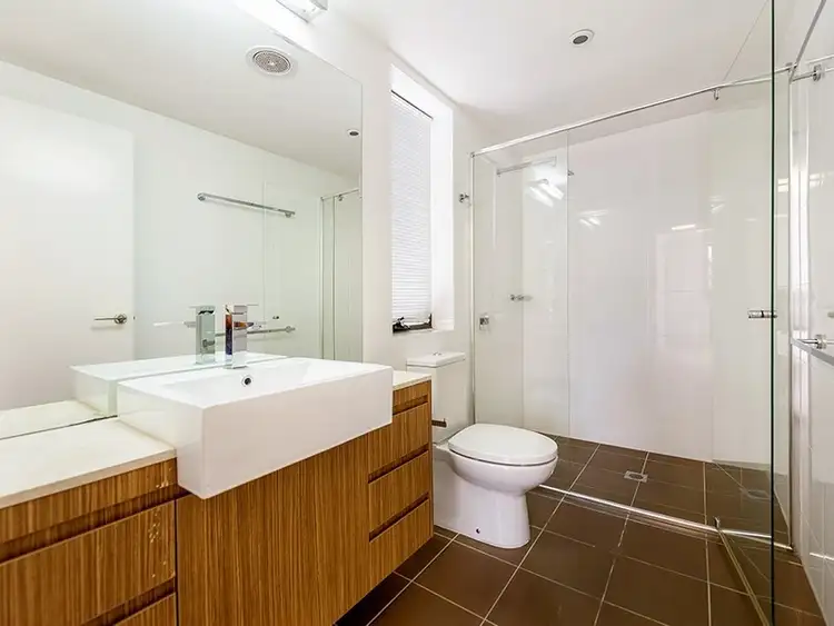 Sixth view of Homely unit listing, 20/9 Moores Crescent, Varsity Lakes QLD 4227