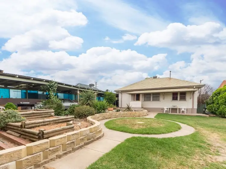 38 Victor Street, Cowra NSW 2794