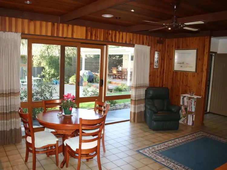 Second view of Homely house listing, 3 Wyndham Court, Bairnsdale VIC 3875